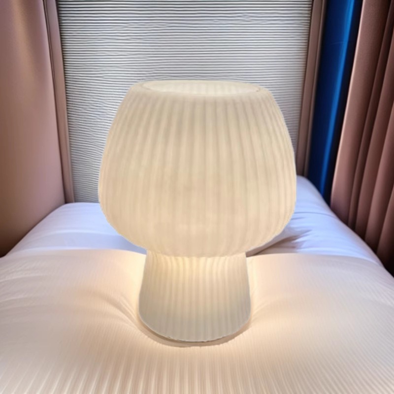 Vintage estilo coreano ins niña tulipán decoración lámpara de mesa atmósfera vidrio dormitorio linda lámpara de noche