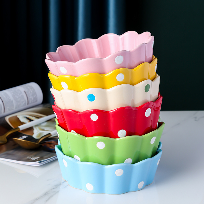 Cute Girl's Polo Dot Bowl Fruit Salad Bowl for Breakfast Household Single Ceramic Dessert Bowl Creative Personalized Baking Bowl