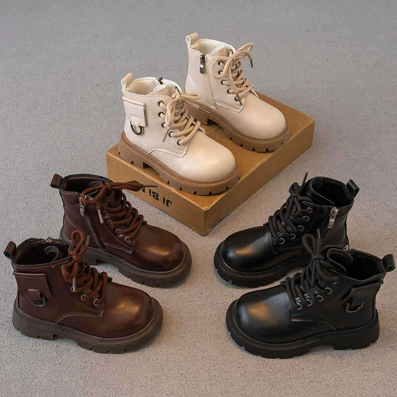 Детские ботинки Martin 2024 Осень Новые мальчики и девочки Британские стили молнии Боковые ботинки моды Студент красивый мотоцикл
