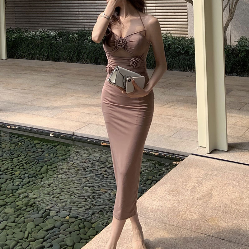 Special Clearance, Looking for Balanced and Romantic Stereo Handmade Roses, High-Elastic Tube Top/Dress, Non-Returnable and Non-Exchangeable