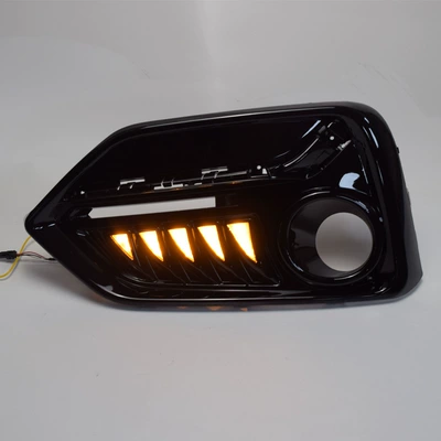 Suitable for 21 hatchback Civic daytime running lights modified fangs LED front bar fog lights streamer daytime running lights