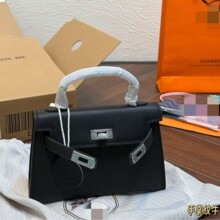 ���Ƽy�����P���2025�¿�߼���Ůʿ����mini�����|��б���Ů
