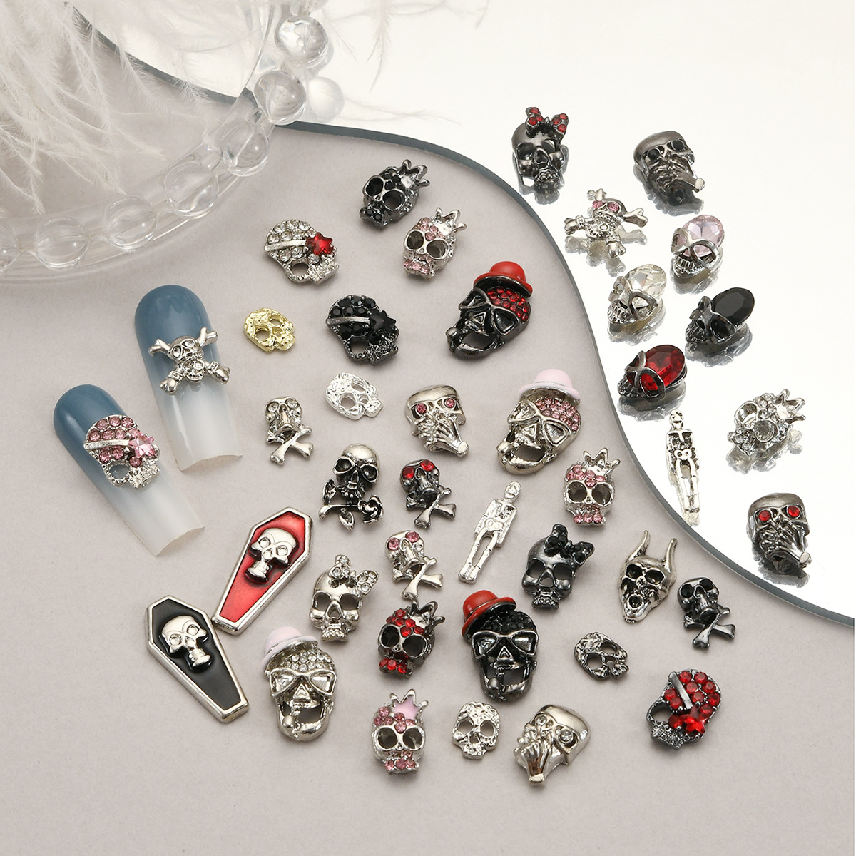 万圣节合金网红骷髅头美甲饰品酷炫暗黑风穿戴甲指甲耳钉配饰材料