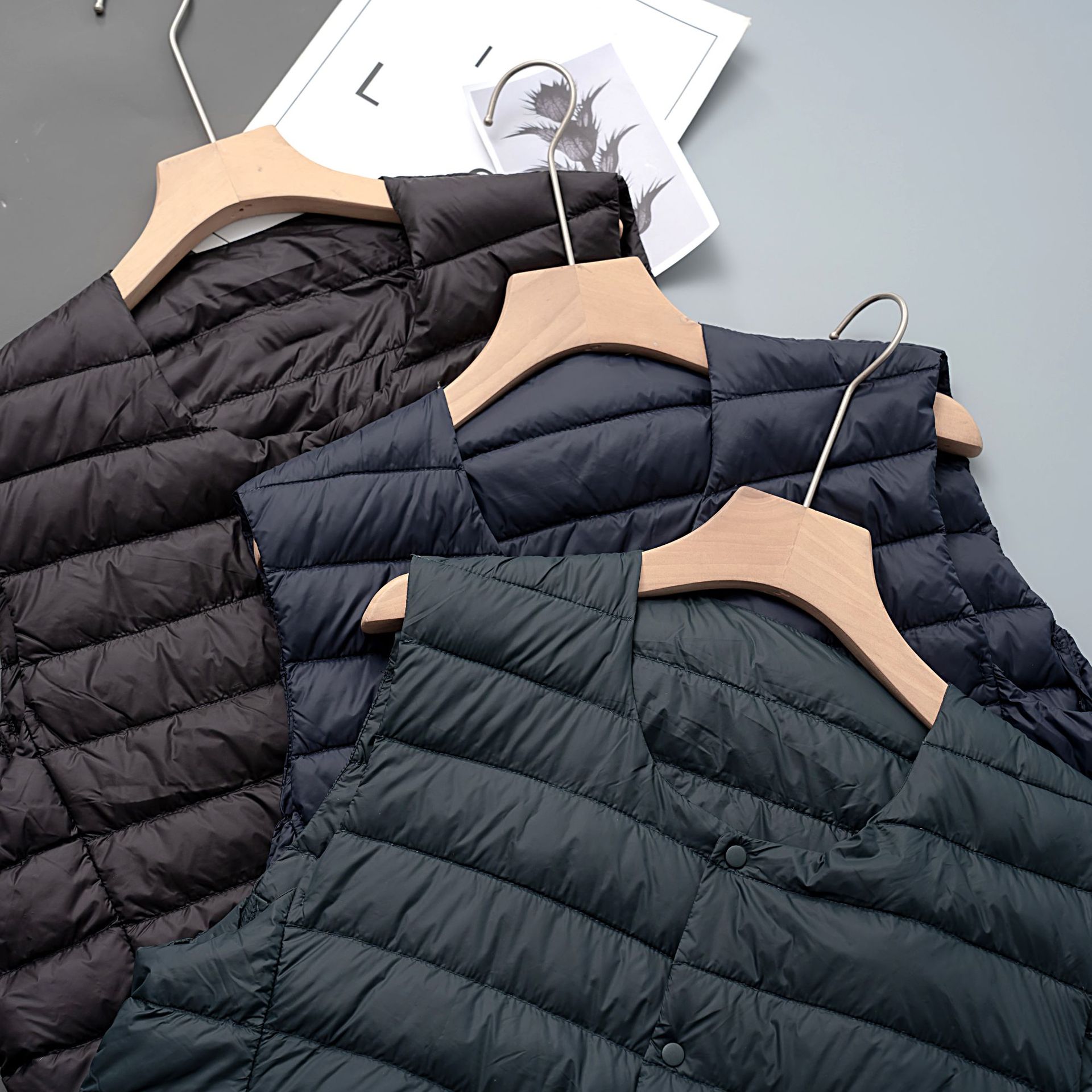 Pinghu Men's Autumn and Winter Round Neck down Liner Lightweight Collarless Warm Casual Vest Waistcoat Lightweight down Vest