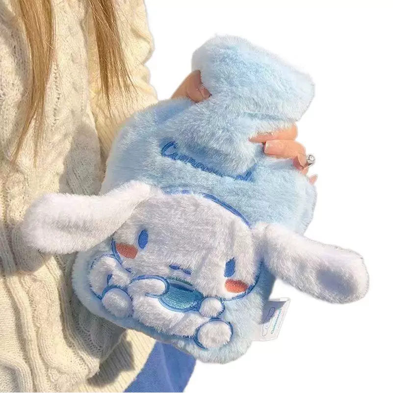 Грелка водяная (Sanrio) 800 мл, плюшевый чехол, большая компрессная грелка