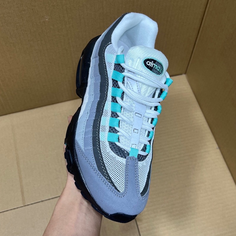 ヨーロッパステーション MAX 95 エアクッションシューズ 3 メートル反射衝撃吸収ロートップランニングシューズピュアブラックウォリアー高さ増加クロスボーダー外国貿易靴|undefined