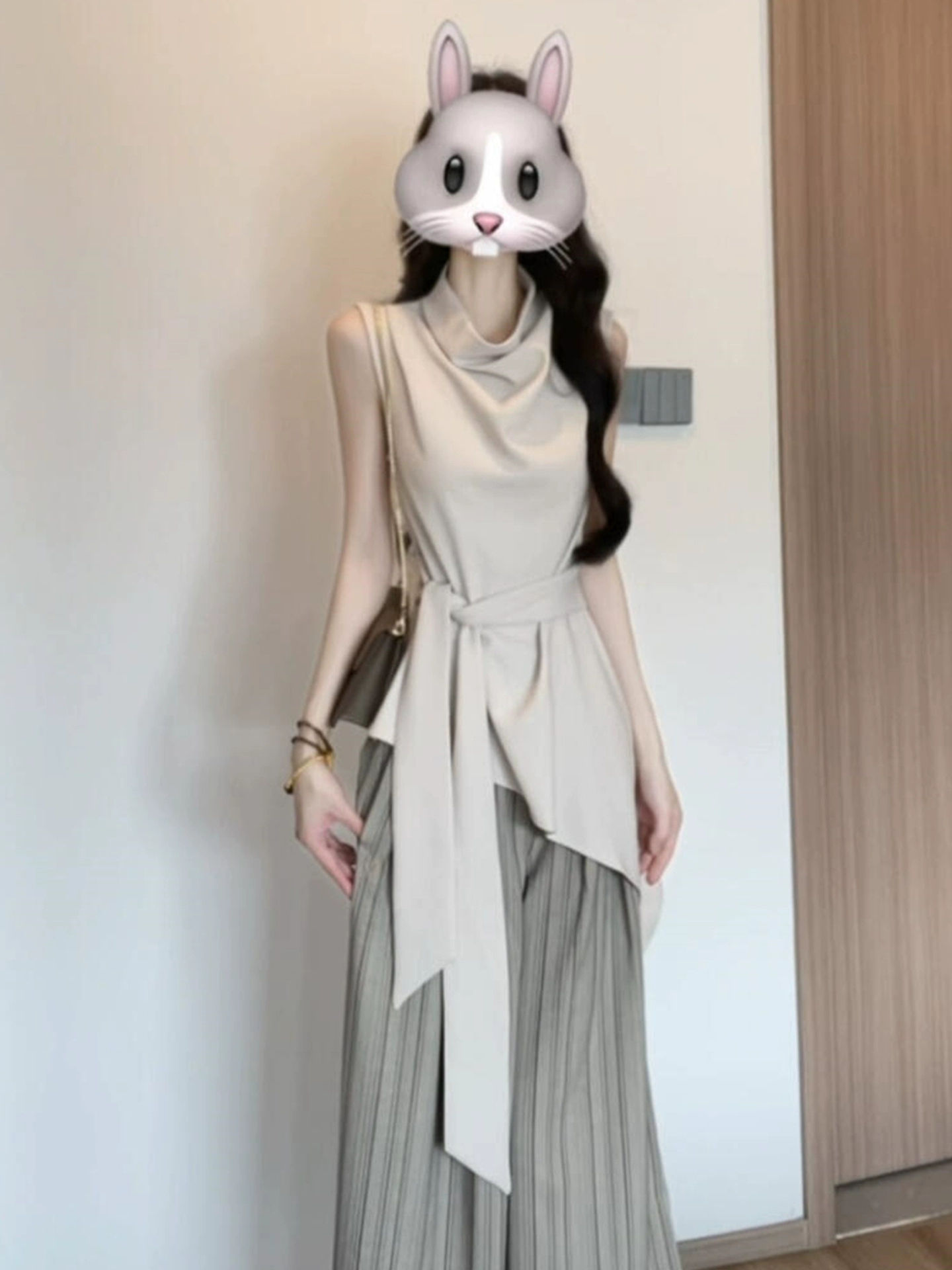 Женская летняя футболка с коротким рукавом и отложным воротником, дизайн 2025 года, модный топ без рукавов с завышенной талией