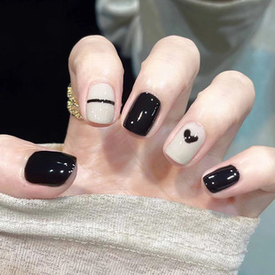 Black and white color matching lines cartoon love manicure cute simple wear nail fake nail short 24 nail pieces detachable