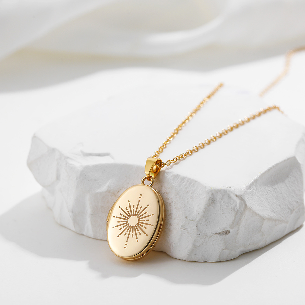Unisex Gender Wholesale Jewelry Retro Sun Devil's Eye Oval Titanium Steel Plating Locket Necklace