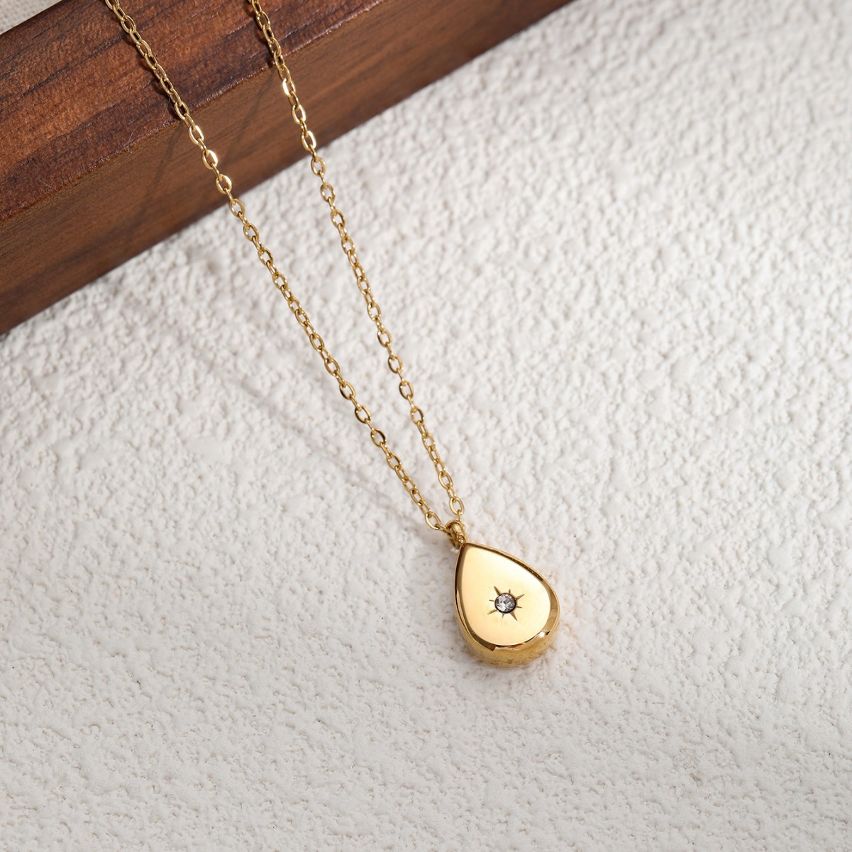 Two-tone Delicate Layered Chain Necklace Gold & Silver Mixed Metal_voghion.com