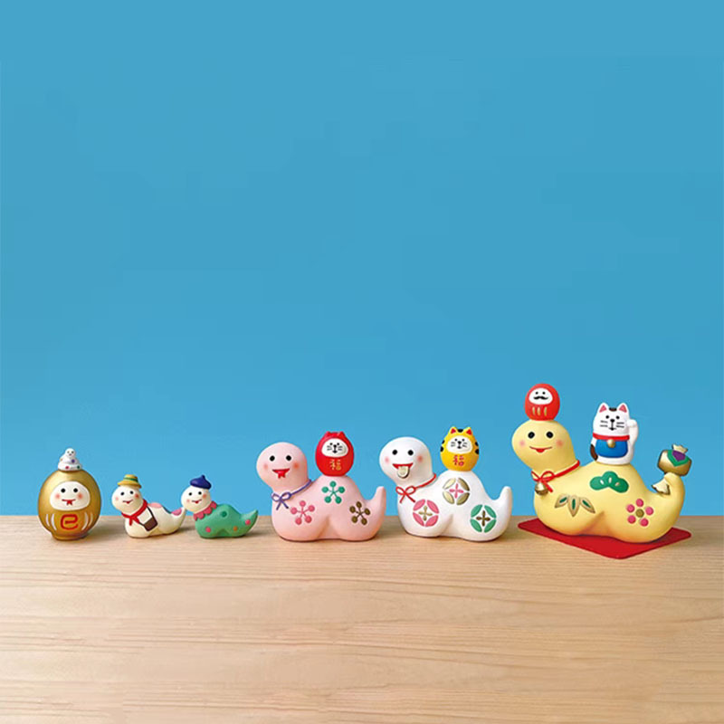 뱀의 해 장식품 ZAKKA 일본 고양이 크리 에이 티브 유행 DIY 수제 블라인드 박스 장식 수지 공예 작은 장식품