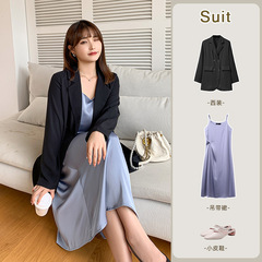微太っている秋冬の婦人服の大きいサイズのスーツのコートの女性はやせているスーツのスーツの太っているmmの洋風のしわのガーターのワンピースの2870を現します。