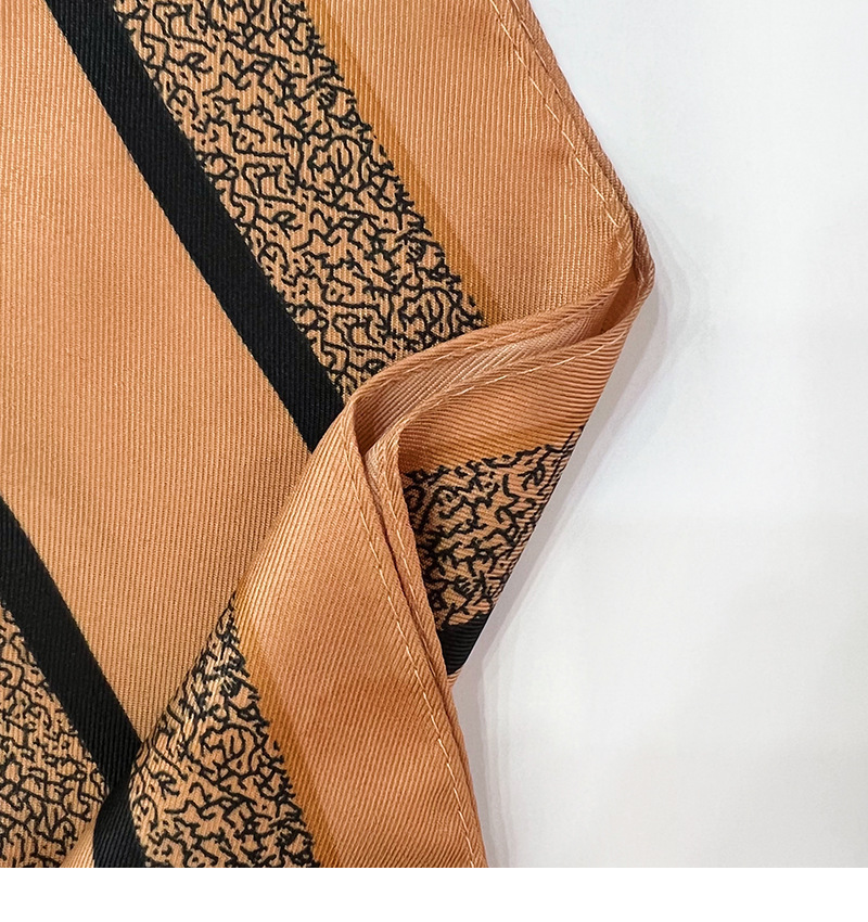 Leopard Pattern Women's Elegant Retro Leopard Polyester Silk Scarf