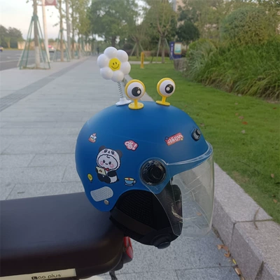 New national standard 3C years old Motosiklet kaskı (dəbilqə) - white-long-navy-no-11-yellow-eyes-white-flowers-1-5-years-old-ear-protection-jz