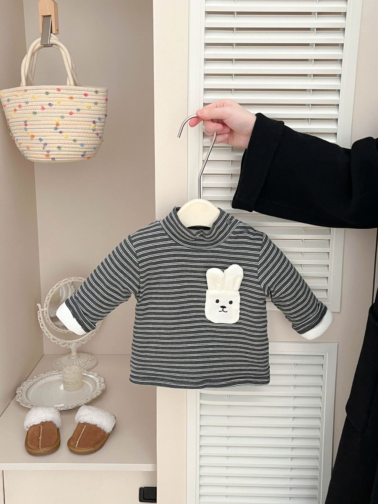Invierno bebés más camisa de base de terciopelo universal bebés rayas extranjeras cuello de media altura engrosado con chaqueta caliente para niños