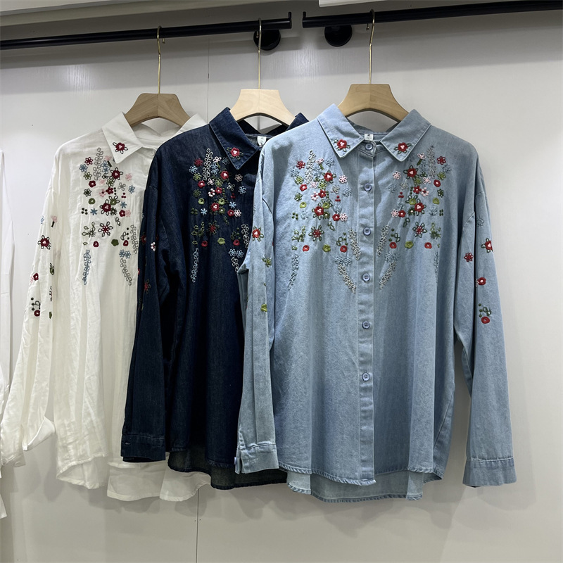 Japanese Retro Heavy-Duty Floral Embroidery Denim Shirt for Women 2026 Spring Collection Turn-Down Collar Long-Sleeve Loose Casual Shirt Trendy