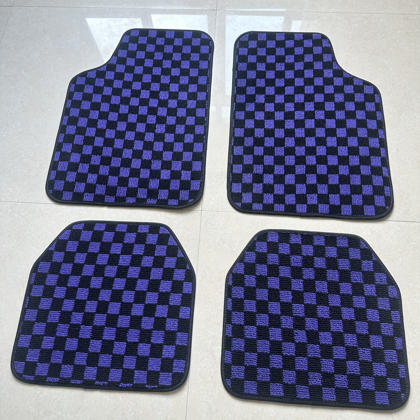 Suitable for car floor mats, suede anti-slip mats, one-piece floor mats, carpet protection mats, velvet mats, easy-to-clean waterproof mats