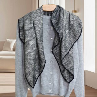 [Small Fragrant Grey] Classic Elegant Wool Double-sided Large Square Scarf Autumn and Winter Warm Silk Wool Silk Scarf Shawl Women