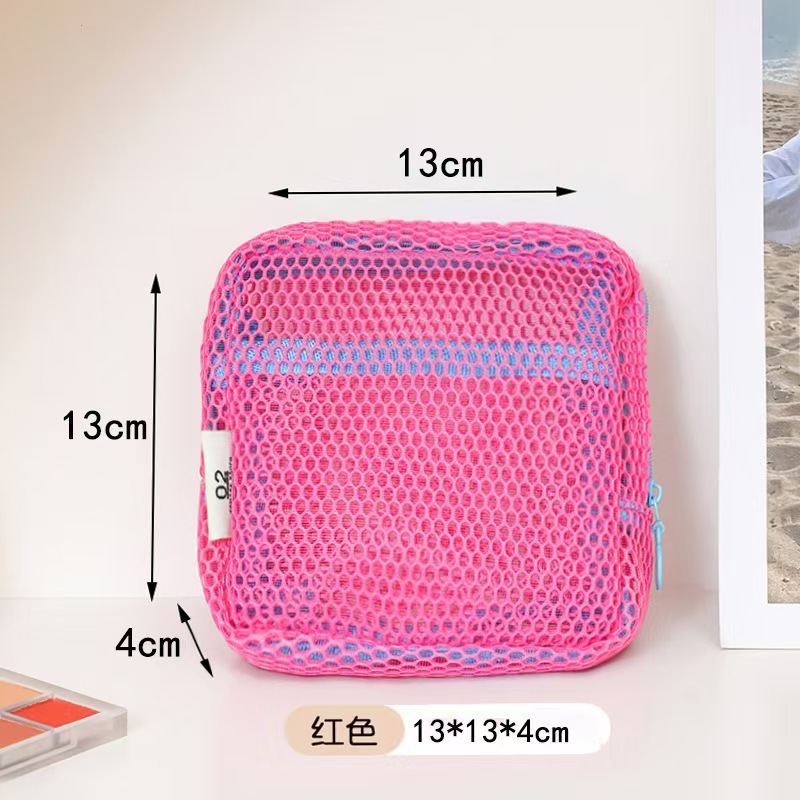 Rose red [without handle] / Cosmetic travel storage bag
