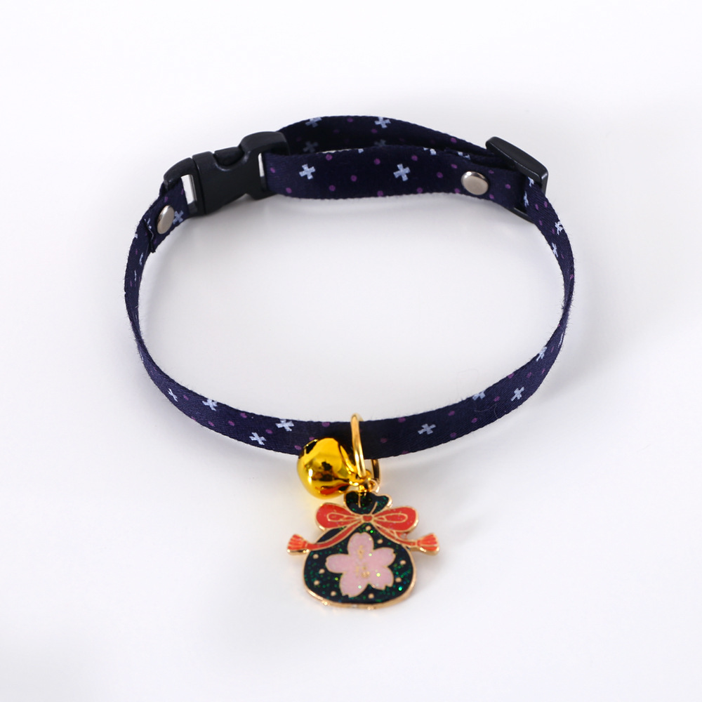 Points de onda pequeña bolsa de flores de botón campana ajustable collar de mascota gatos perros cachorros osos collares accesorios de pez de Año Nuevo
