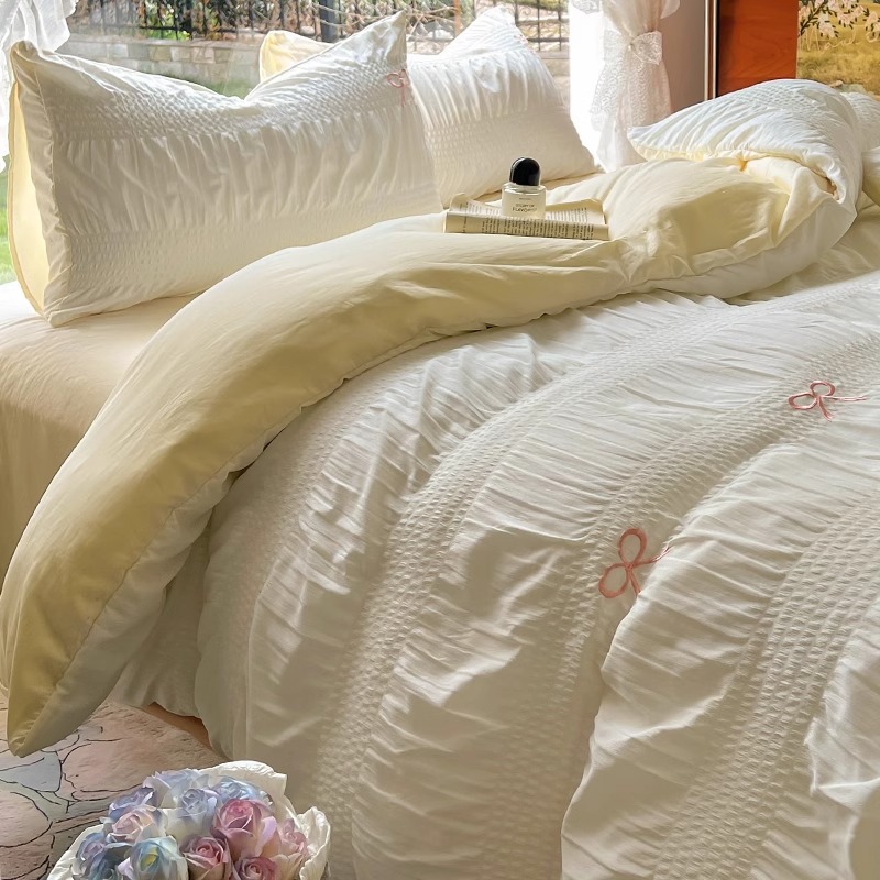 Ropa de cama de cuatro piezas de algodón lavado de gasa 2025 nuevo estilo princesa viento ropa de cama desnuda funda de edredón de tres piezas