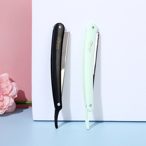 The manufacturer supplies old-fashioned stainless steel folding manual razors. Men's manual razors are suitable for beginners in hairdressing.