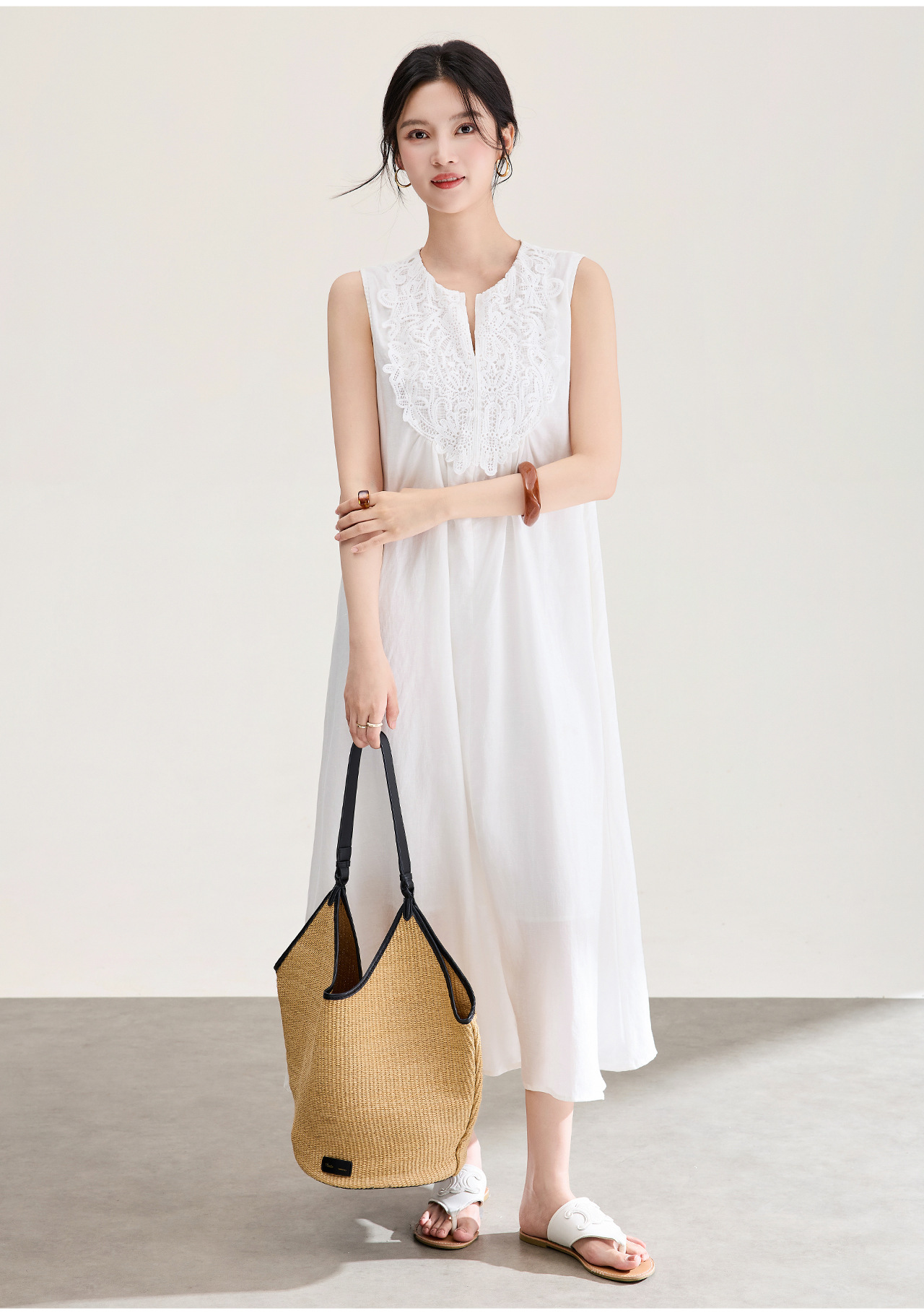 Đầm maxi nữ dáng suông không tay chất liệu tencel phối ren jacquard thêu họa tiết — màu trắng chi tiết 4