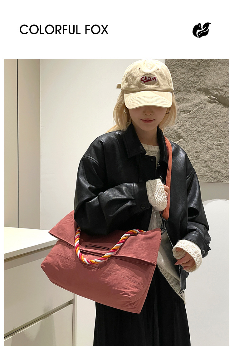 Colorful Fox's new niche women's thick-rope nylon fabric large-capacity commuter messenger single-shoulder bag undefined