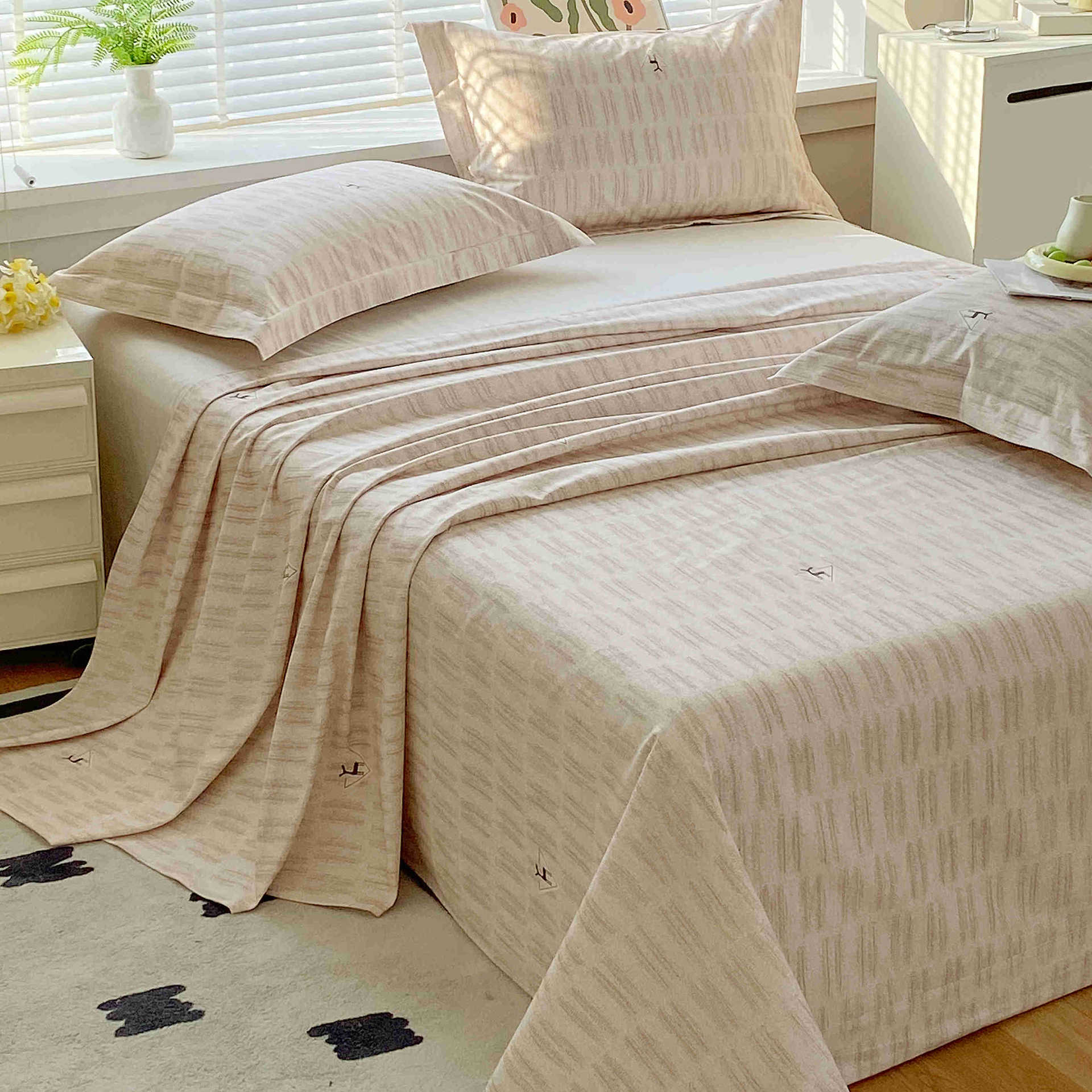 Sábanas de tela gruesa vieja de verano, dormitorio de estudiantes de una sola pieza, funda de cama individual, funda de almohada individual, juego de tres piezas, nuevo estilo 2025