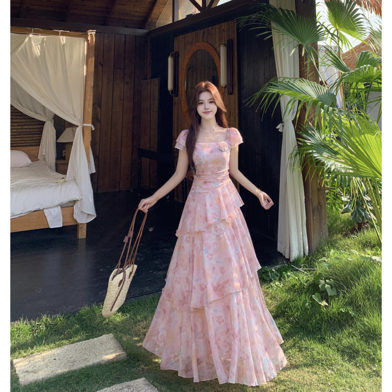 Transfronterizo 2026 verano nuevo estilo de moda francesa chica vestido de flores cortas de corte corte vestido de cintura delgado