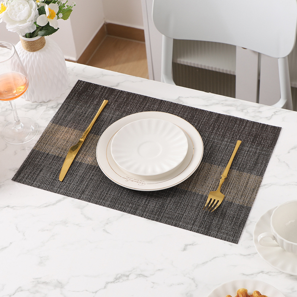 Almohadilla de aislamiento térmico de mesa de comedor a rayas de venta caliente clásica Almohadilla decorativa de aislamiento térmico de escritorio de estilo ins americano de alta gama
