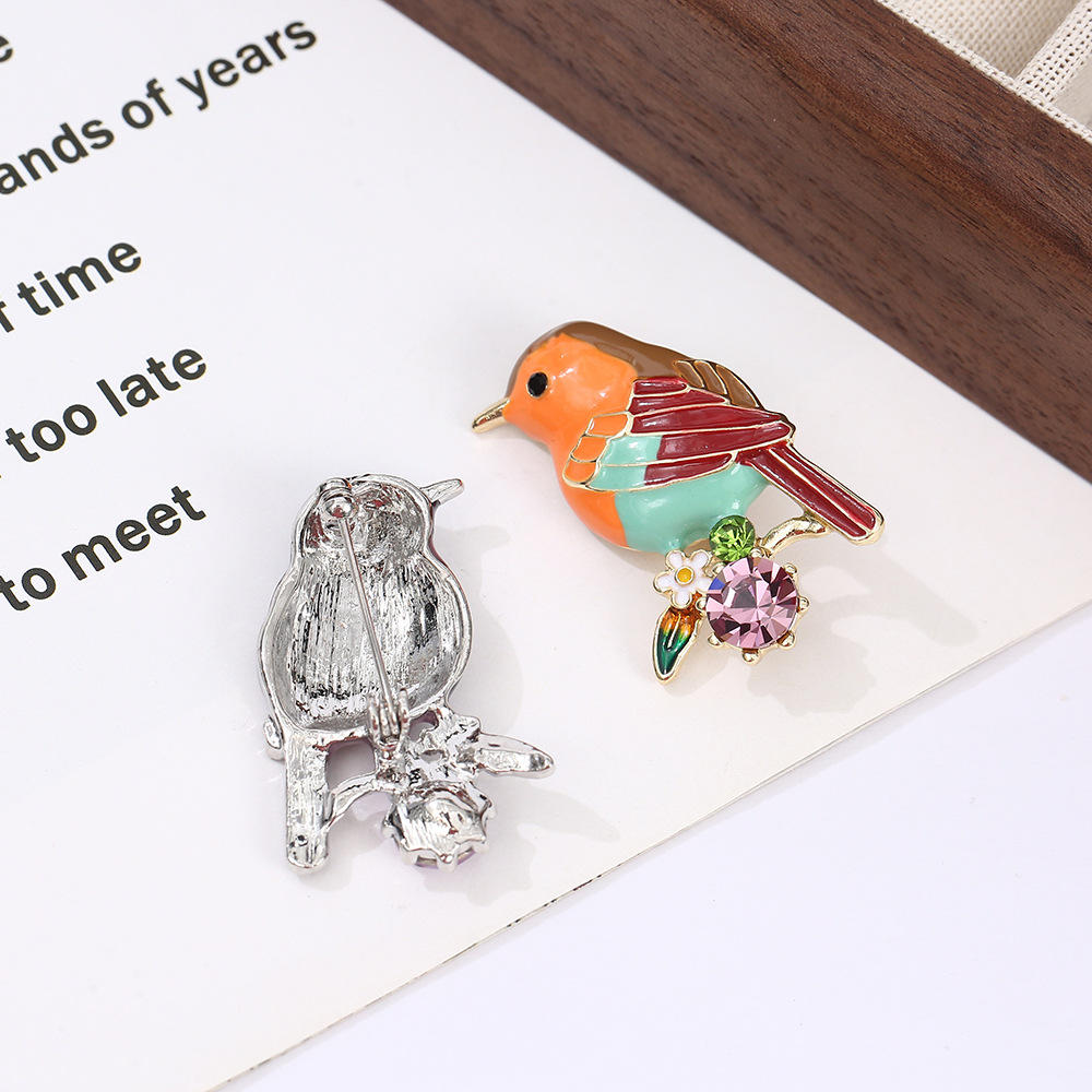 Retro Enamel Moisturizing Oil-Dropping Amethyst Bird Oriole Bird Brooch Pin Accessories Women's Novel Antique Gift