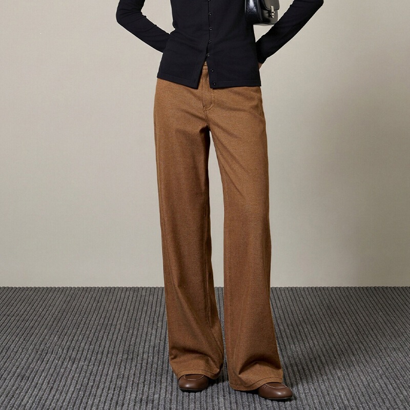 Stylish denim straight-leg pants, loose-fitting and simple for autumn, with a cotton-like feel, slightly stretchy, suitable for petite figures, and perfect for casual wear