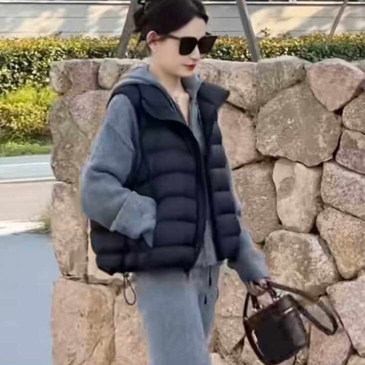 Ribs White Duck down Vest Women's 2025 Autumn and Winter New Korean Style Casual Lightweight Warm Western Style Top Ribs White Duck down Vest Women's 2025 Autumn and Winter New Korean Style Casual Lightweight Warm Western Style Top