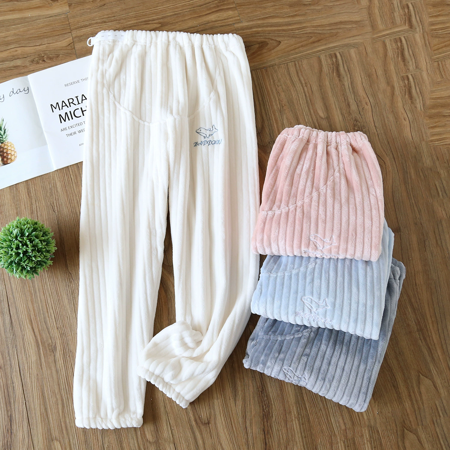 Фланелевые брюки для беременных с поддержкой живота на осень и зиму, утолщенный коралловый флис, регулируемая талия, послеродовые домашние брюки для беременных, доступны для дропшиппинга.