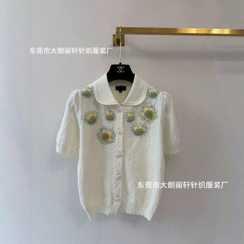 26-Year-Old Xiaoxiang Style Three-Dimensional Floral New Korean Versatile Celebrity-Inspired Daisy Embroidery Knit Short-Sleeve Top 26-Year-Old Xiaoxiang Style Three-Dimensional Floral New Korean Versatile Celebrity-Inspired Daisy Embroidery Knit Short-Sleeve Top