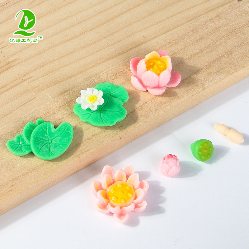 Micro-landscape creative simulation lotus leaf lotus gardening fish tank rockery landscaping DIY accessories resin crafts