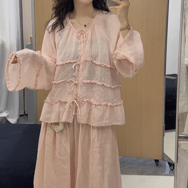 2025 Summer New Niche Age-Reducing Style Ruffled Spliced V-Neck Tie Micro-Flared Long-Sleeve Ramie Blouse