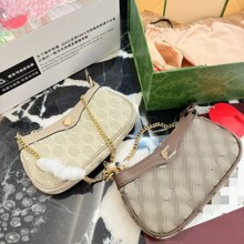 �¿���uŮ���R�ɾ�������^�����R㕿�1955�R�����ϻ��μ�б���