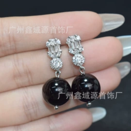 项链;耳钉;玛瑙项饰