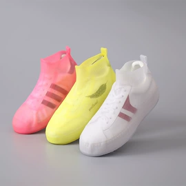 鞋套、鞋刷;防雨鞋套;其他雨衣