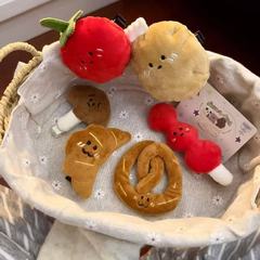食游ヘアピン趣味パン屋のぬいぐるみのヘアピンが可愛いです。