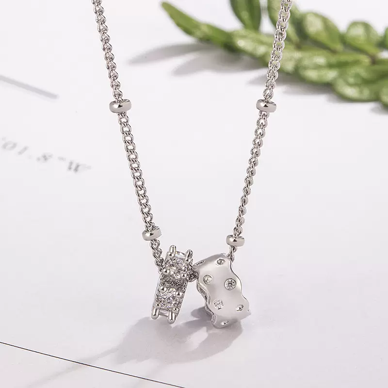 锆石圆圈双圈闪钻项链女2025年新款高级感轻奢小众毛衣链简约百搭