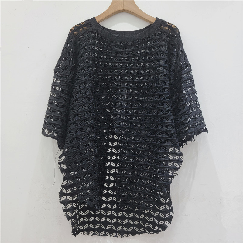 Personalidad fresca de malla hueca de manga corta irregular blusa de bifurcación 2025 verano nueva blusa corta de moda image 6