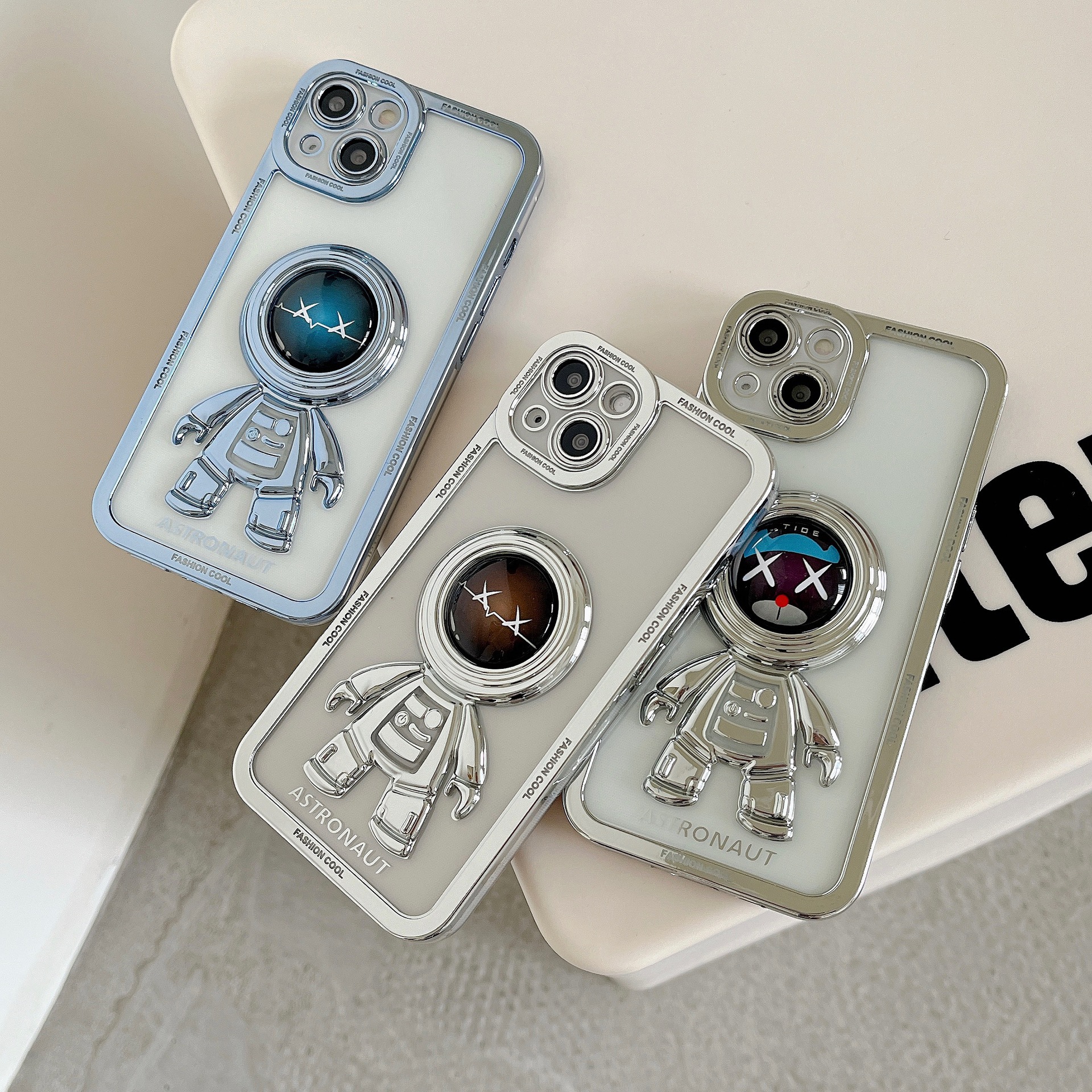 Fashion Creative Hollow-out Electroplated Three-dimensional Astronaut Protective Case For Iphone display picture 1