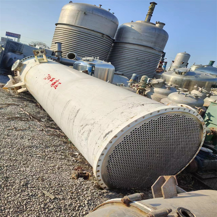 二手高压列管冷凝器 750平方不锈钢工业换热设备可做蒸发器加热室