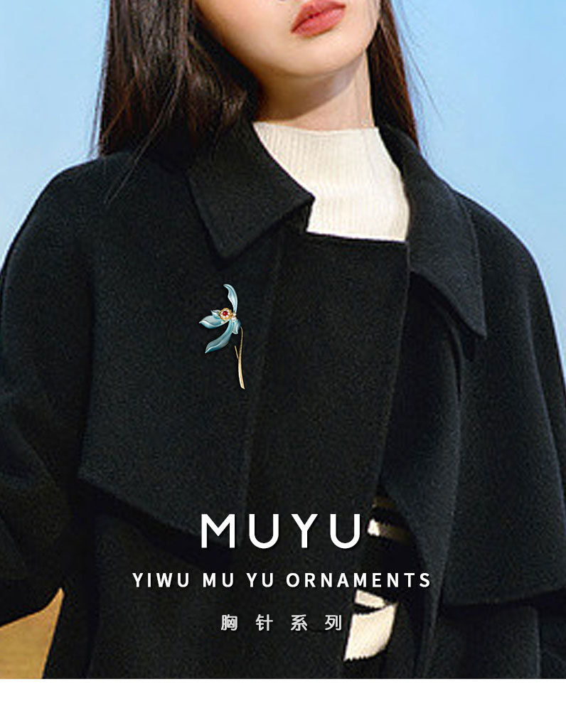 新款国风时尚优雅莲花胸针小众设计简约百搭花朵别针