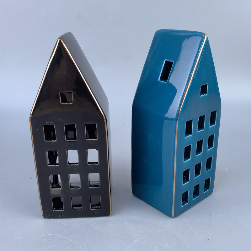 Decoración hueca de la casa de Navidad, cerámica europea, casa de Navidad, decoración de candelabro de luz LED, pintura de esmalte de perlas