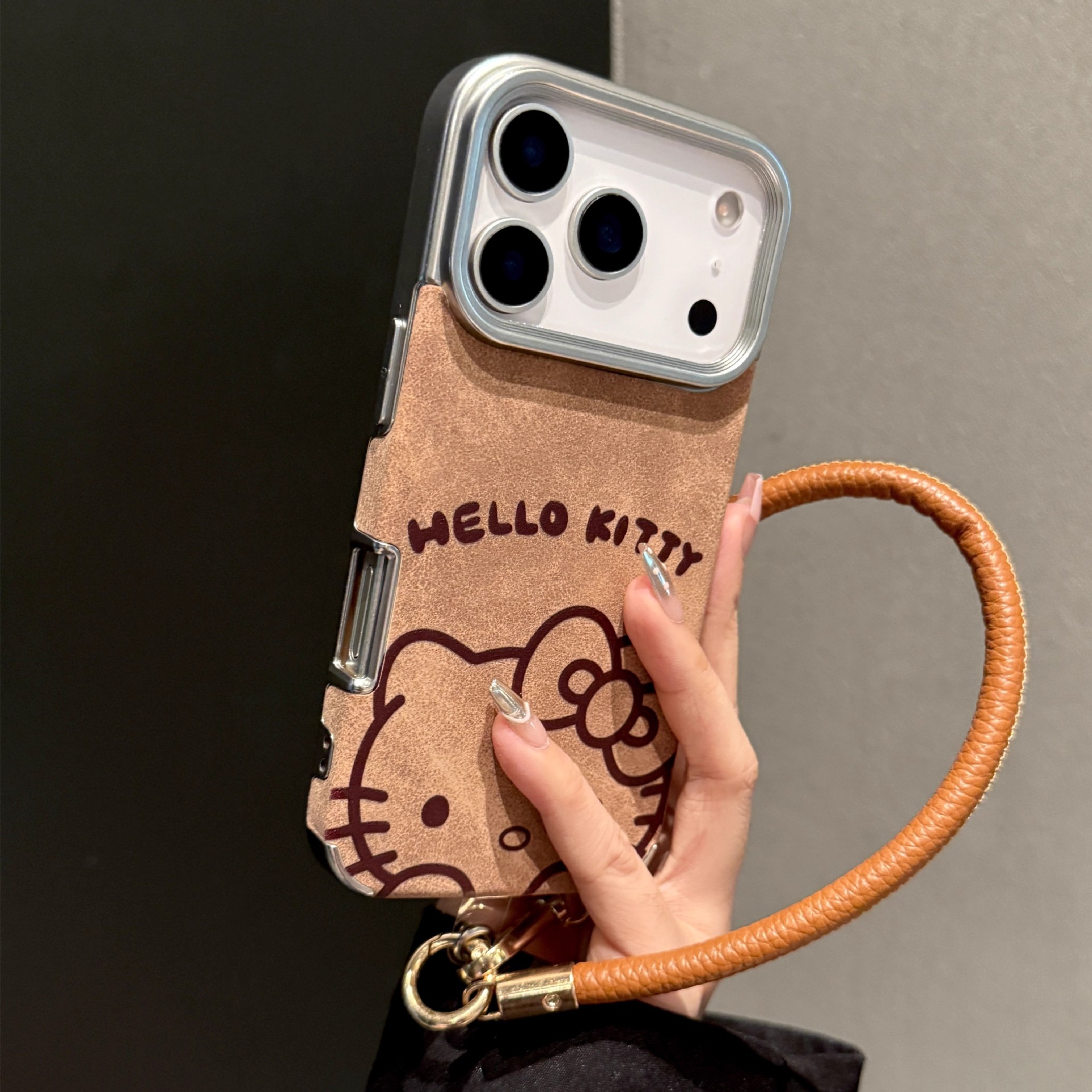 适用苹果17promax手机壳16pro新款小羊皮15ins风14/13女12手链11