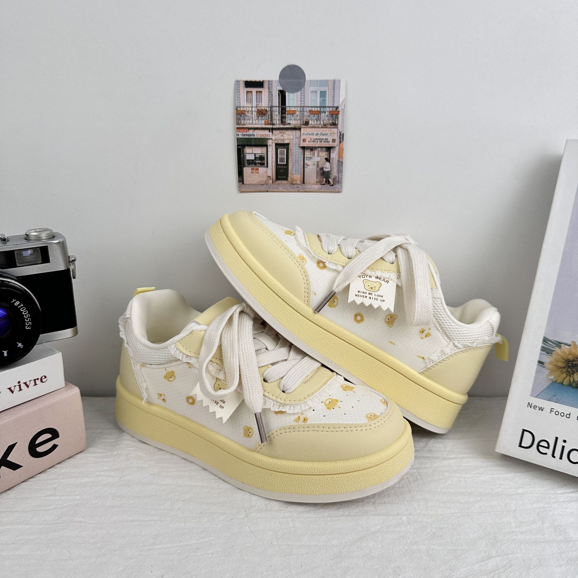 Zapatillas de olas lejanas, zapatos blancos finos de verano, zapatos de pan de nicho de todo fósforo, zapatos de mujer, nuevas zapatillas de deporte casuales 2025